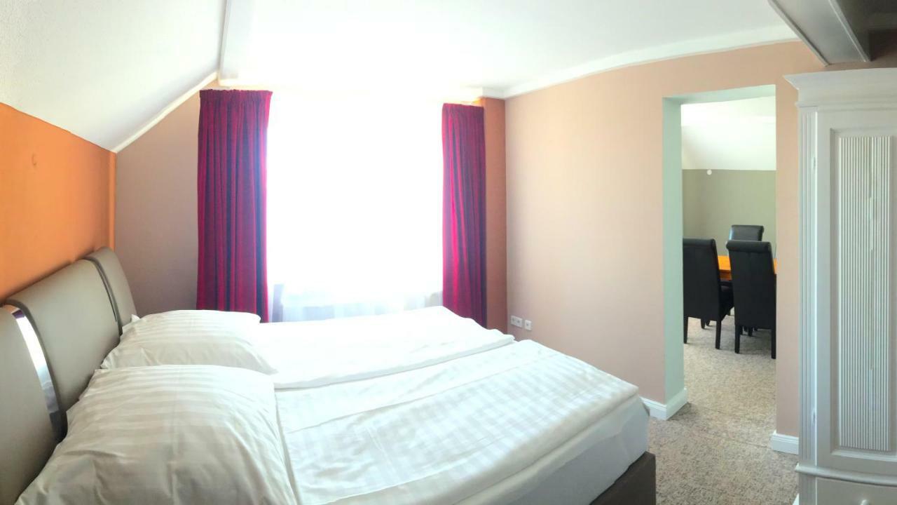 Seehotel Louise Dannenwalde Exterior photo