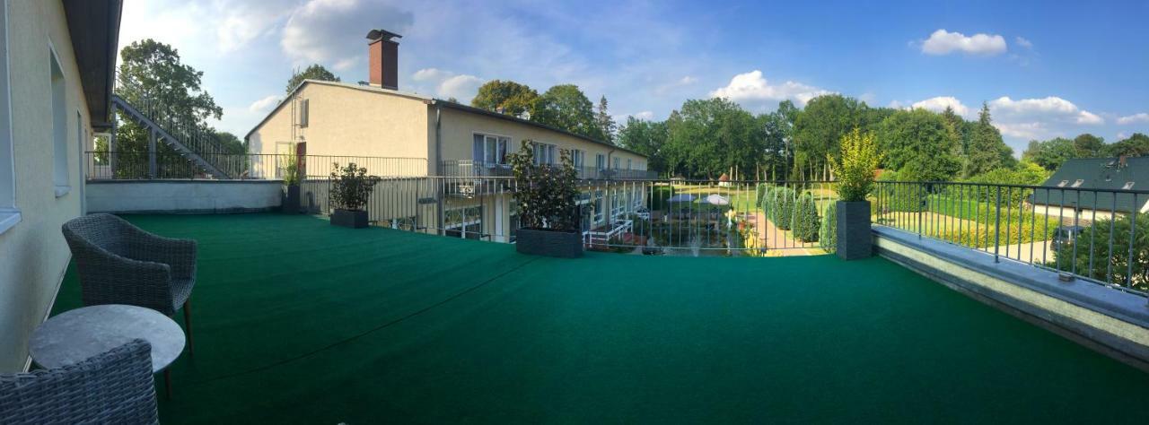 Seehotel Louise Dannenwalde Exterior photo